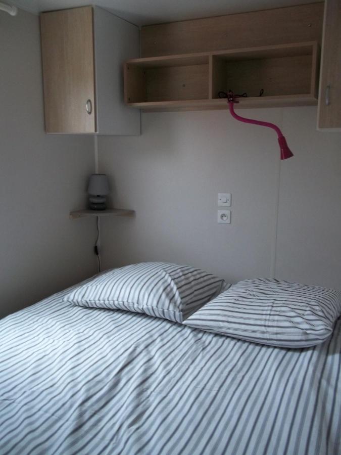 Bungalow Blieux المظهر الخارجي الصورة