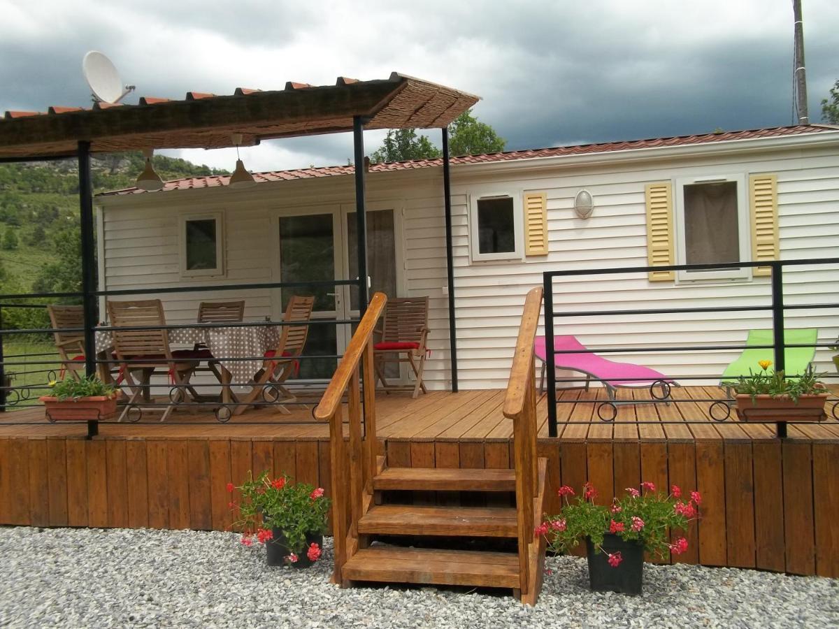 Bungalow Blieux المظهر الخارجي الصورة